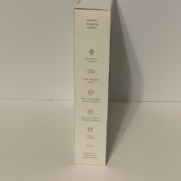 Heyday Black 10W Qi Wireless Charging Station - Compatible for Phone & AirPods - Picture 4 of 5